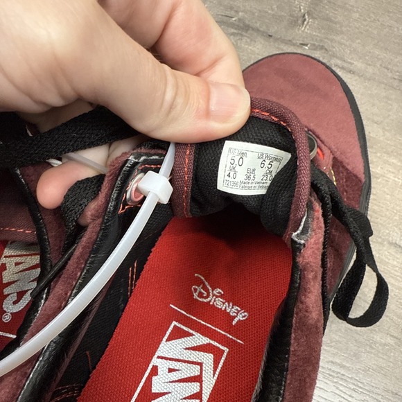 Disney x VANS Old Skool Stackform Shoes Poison Apple Mahogany‎ Women's 6.5 NEW - Picture 8 of 8